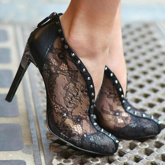 BCBGMaxAzria Elegant Black Lace Stiletto Heels with Studs - Picture 1 of 9